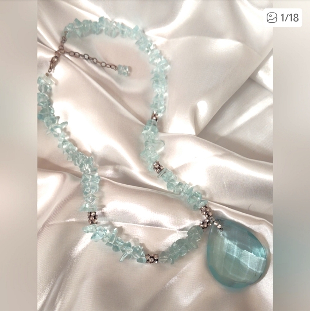Swarovski Crystal Pendant W/Aqua Colored Glass Chips. Silvertone Findings